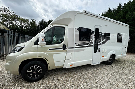 Swift Champagne 694